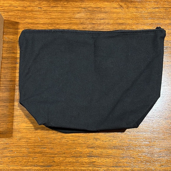 Harry’s Shaving Kit - Picture 5 of 5